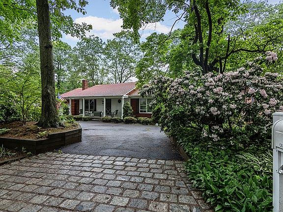 2nd image of 21 Cedar Avenue