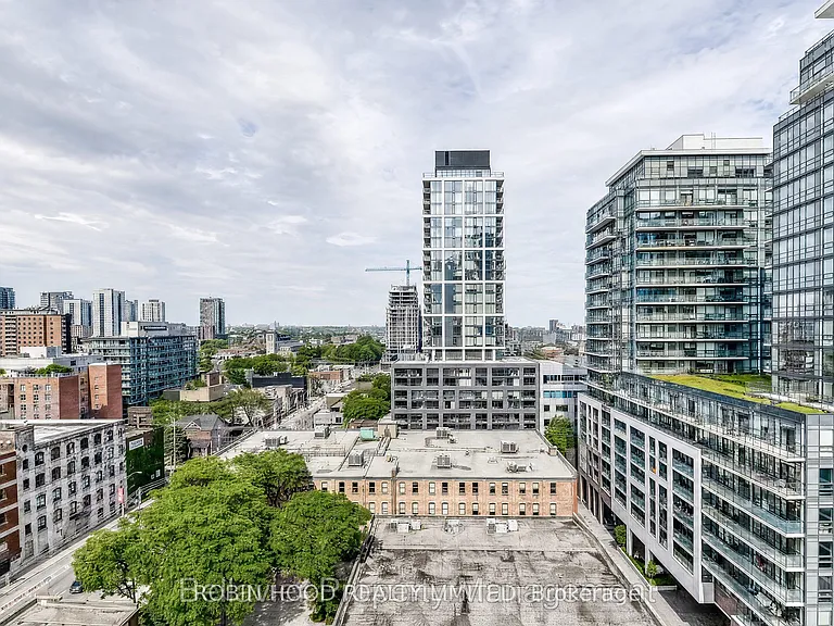 323 Richmond St E #807 — Photo 33
