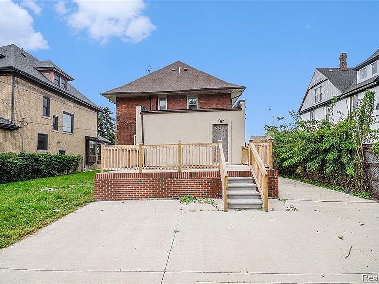 Listing photo 4