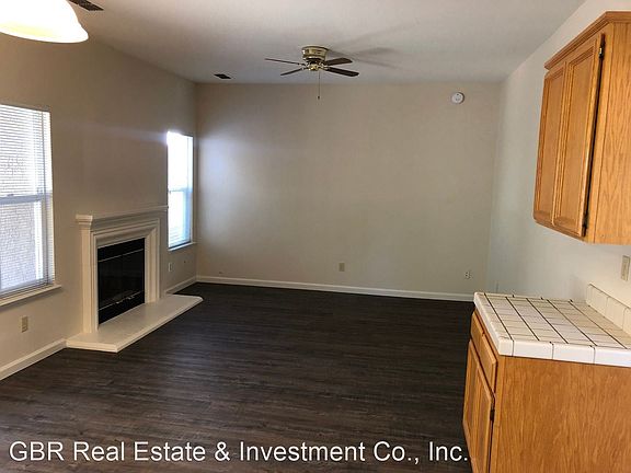 4th image of 5009 Foxboro Ct