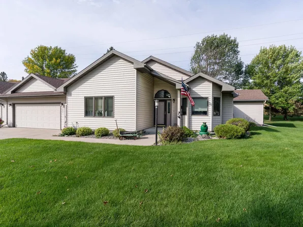 2203 Arrowwood Ct, Fergus Falls, MN 56537