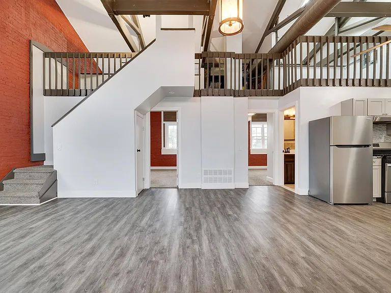 633 McKinley St #201 — Photo 28