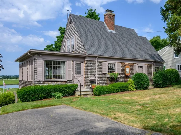 143 Lansdowne St, Quincy, MA 02171
