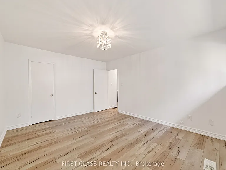 96 George Henry Blvd #38 — Photo 16