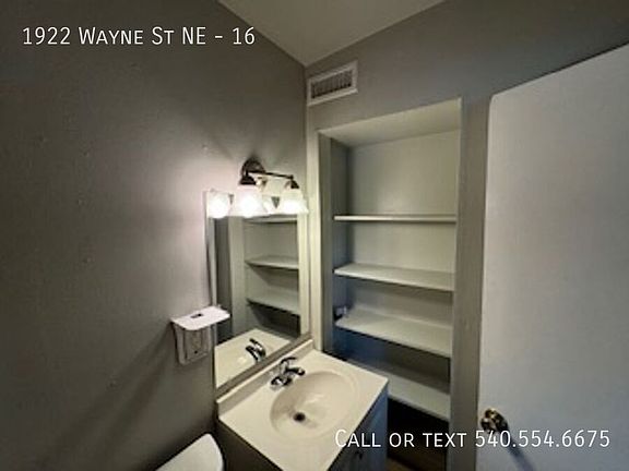 3rd image of 1922 Wayne St NE APT 16
