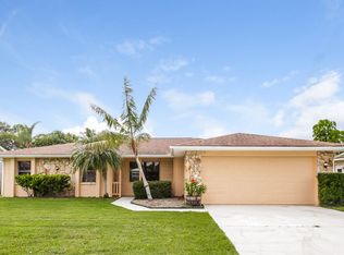 4249 Lancaster Dr, Sarasota, FL 34241