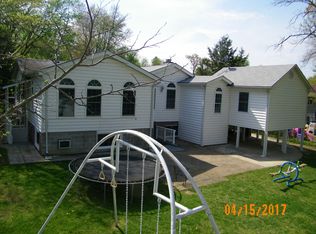 8805 Sylvania St, Lorton, VA 22079