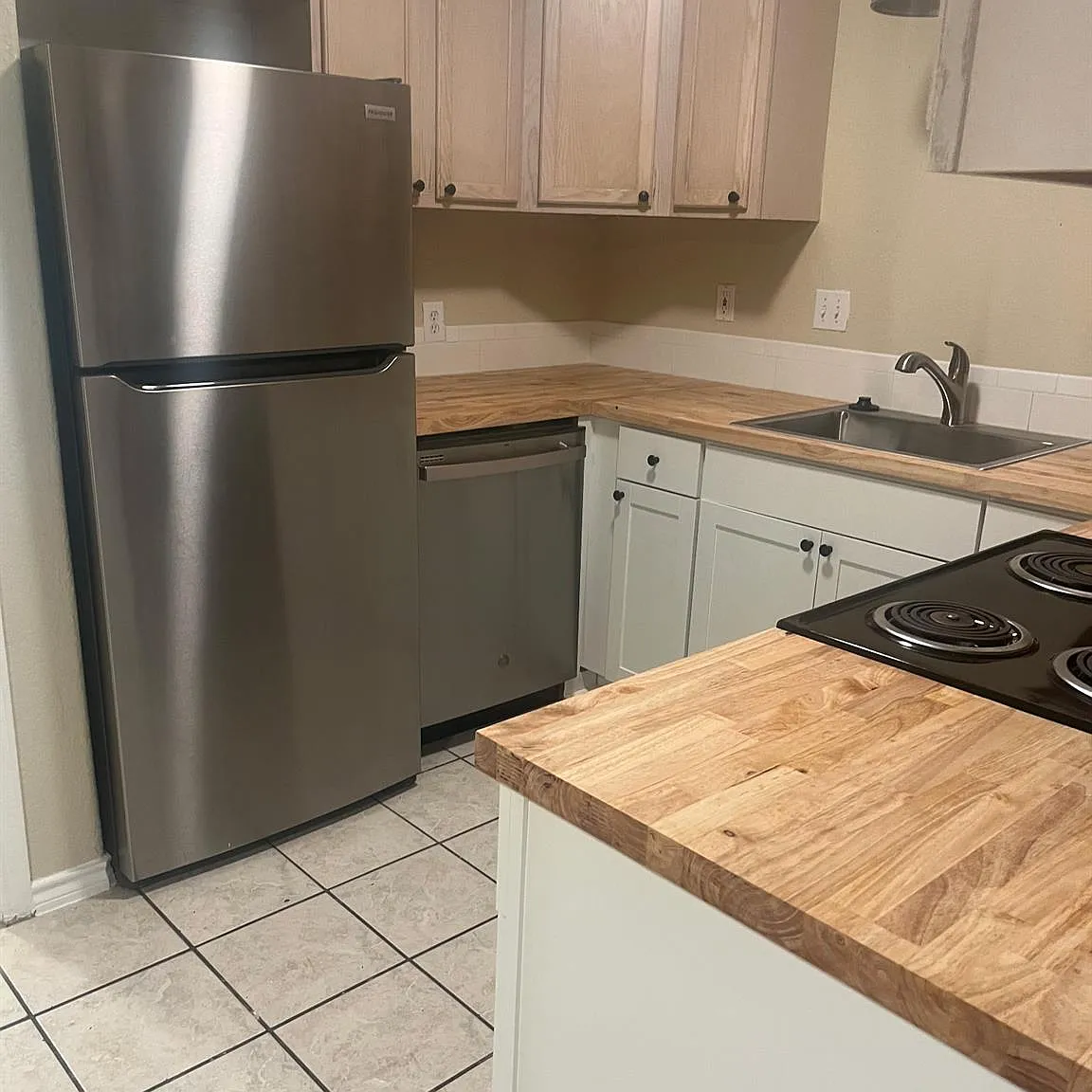 3 bed, 2.0 bath, 1188 sqft, $1,450 — Photo 4