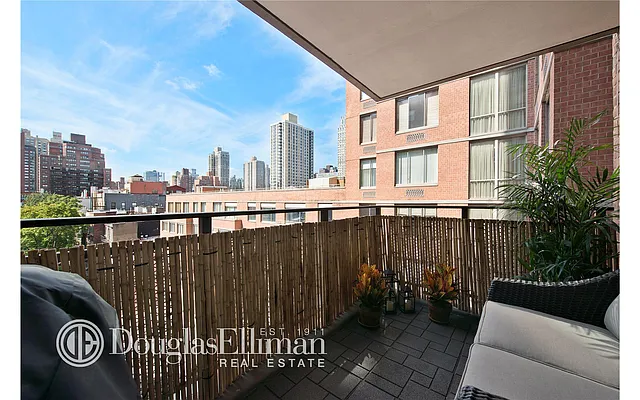 Sold by Douglas Elliman | media 28