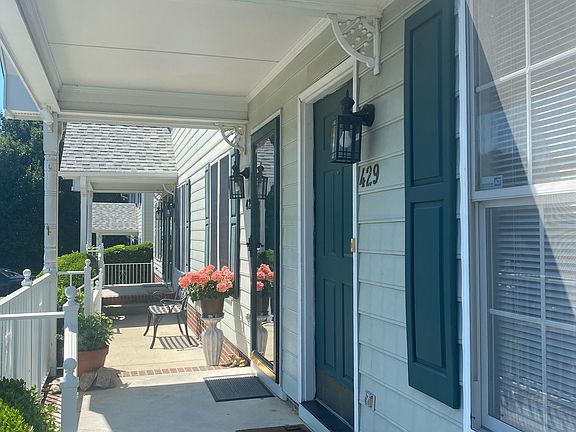 3rd image of 429 Cityview Ln #4D