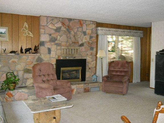 5th image of 3043 Evergreen Dr