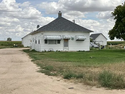 2464 County Road 47 Photo 1