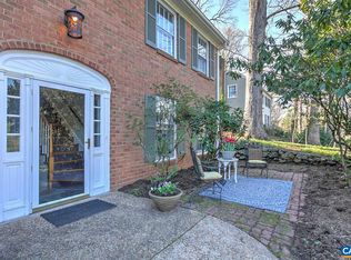 2224 Brandywine Dr, Charlottesville, VA
