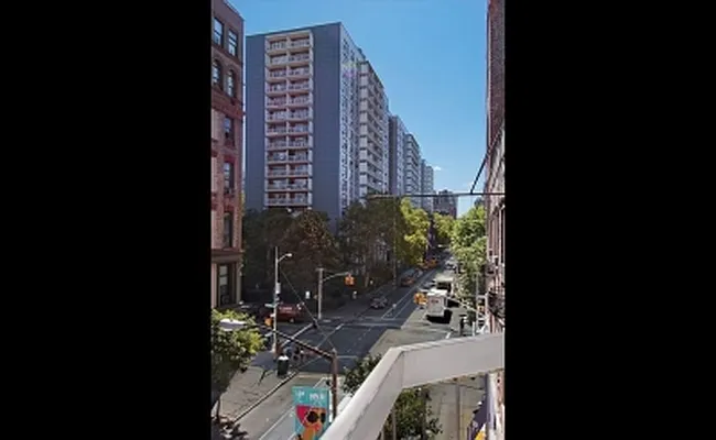 Rented by Citi Habitats | media 44