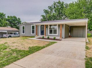 502 Feise Rd, O'Fallon, MO 63368