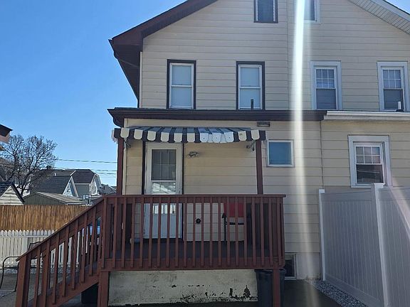 5th image of 1522 Cornell Ave