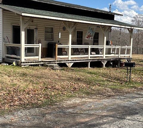 4th image of 3805 Horseshoe Creek Rd