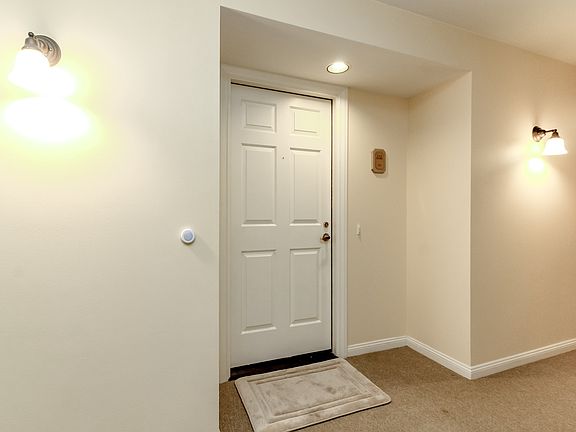 3rd image of 4081 224th Ln SE APT 301