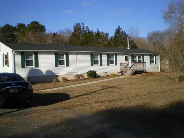 900 Duerer St, Egg Harbor City, NJ 08215