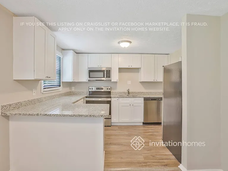 6860 Cainwood Dr — Photo 8