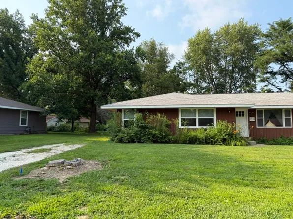 2312 Mary Lou Dr, Urbana, IL 61802