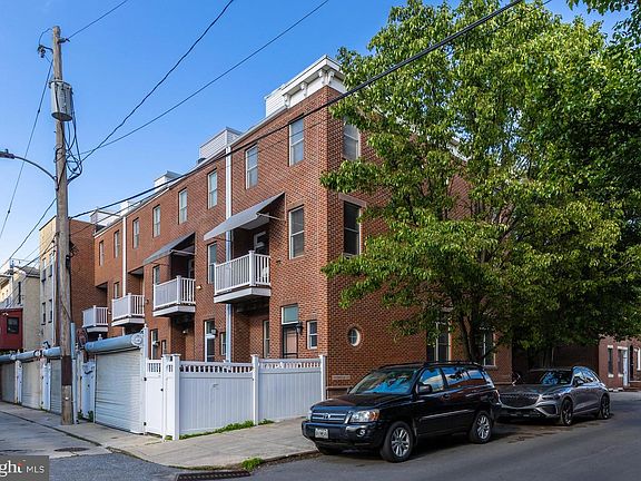 4th image of 734 S Marvine St