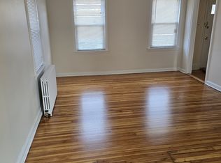 236 Mill Rd, Valley Stream, NY 11581