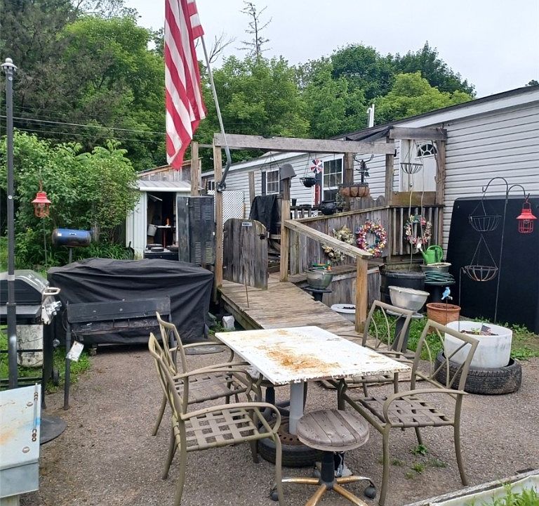 1st image of 124 Millers Park