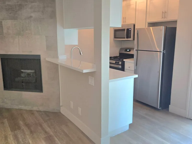 11230 Camarillo St #201 — Photo 11