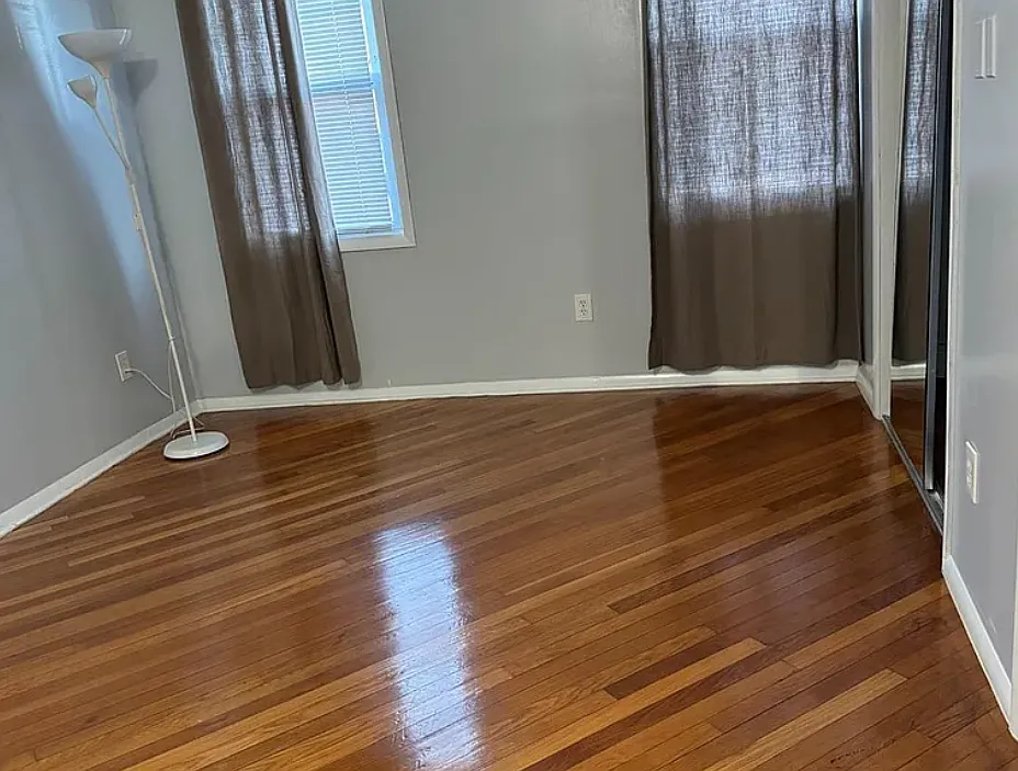 4 bed, 1200 sqft, $3,500 — Photo 2