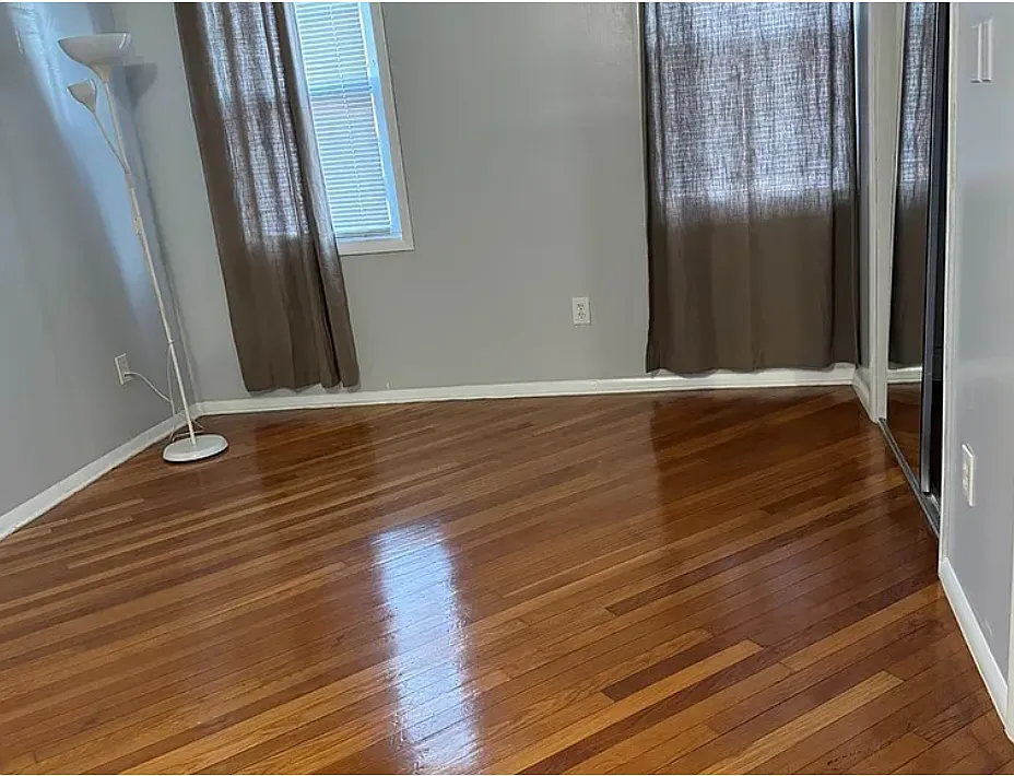 Building Photo - 21 Throop Ave #1