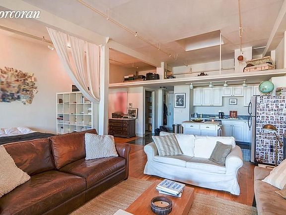 4th image of 50 Bridge St #512A