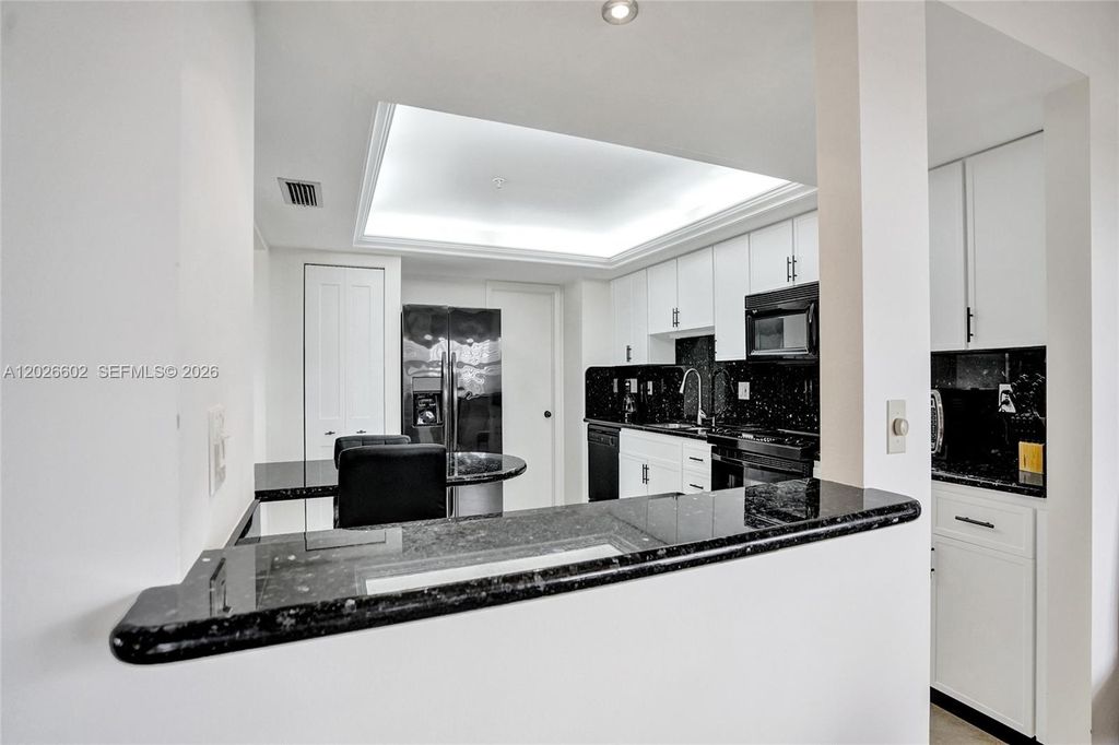 501 N Riverside Dr #Penthouse 2, photo 6