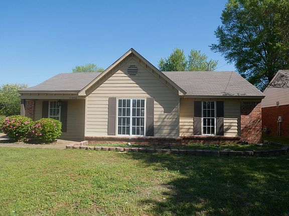 2nd image of 10066 Williford Dr