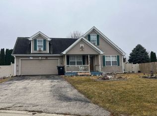 2232 Alongi Ln, Beloit, WI 53511