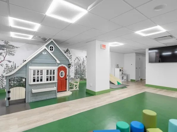 104-60 Queens Boulevard image 12 of 21