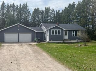 30506 S Springer Rd, Goetzville, MI 49736