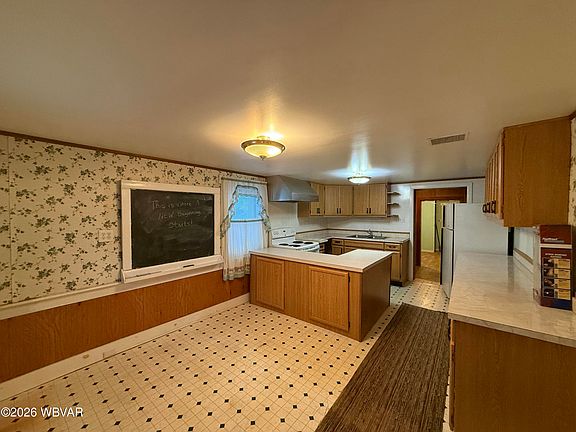 4th image of 430 Hublersburg Rd