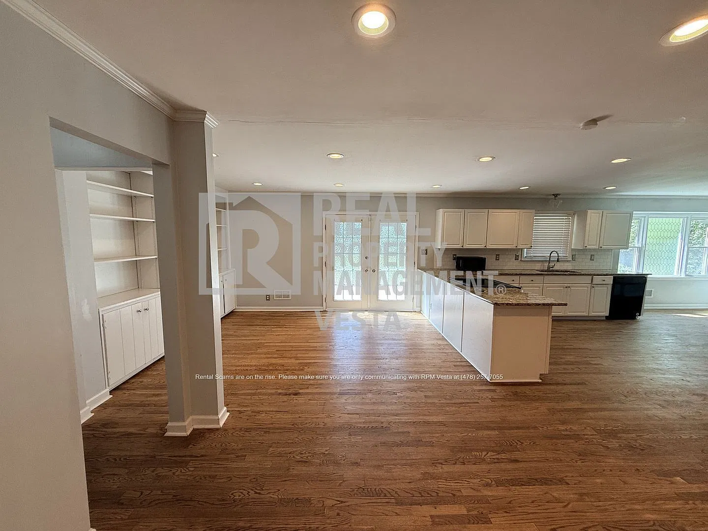 3 bed, 2.5 bath, 1468 sqft, $1,700 — Photo 3