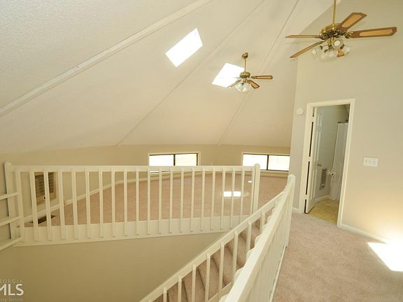 5th image of 1216 Newport Dr