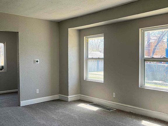 4th image of 3733 College Ave