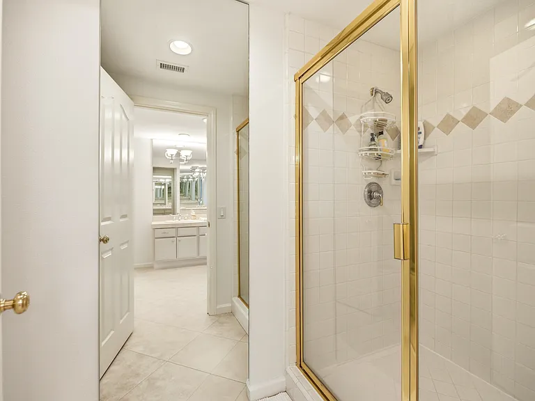 2379 Leeward Cir — Photo 29