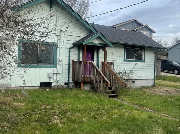 9021 Yakima Avenue, Tacoma, WA 98444