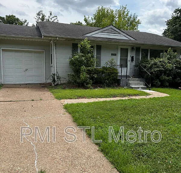 1246 Darr Dr — Photo 1