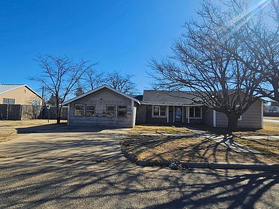 2nd image of 402 N Donley Ave