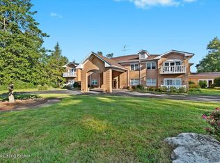8625 Shelbyville Rd APT 105, Louisville, KY 40222