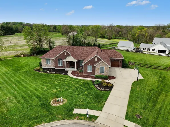 2701 Sunchase Blvd, Burlington, KY 41005