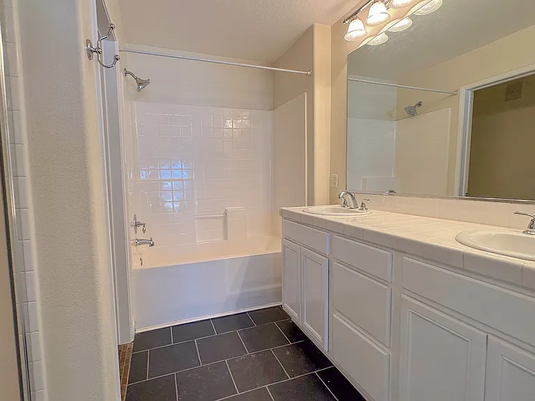 37 Hinterland Way — Photo 26