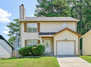 2208 Marbut Farms Gln, Lithonia, GA 30058