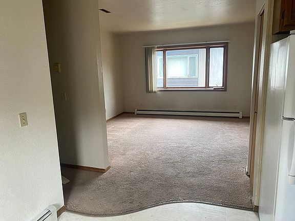 3rd image of 1424 25th Ave #3